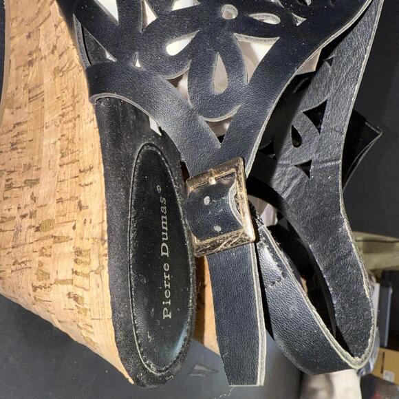 Pierre Dumas Black Tooled Faux Leather Classic Chic Boho Wedge Sandal Platform - Picture 14 of 15